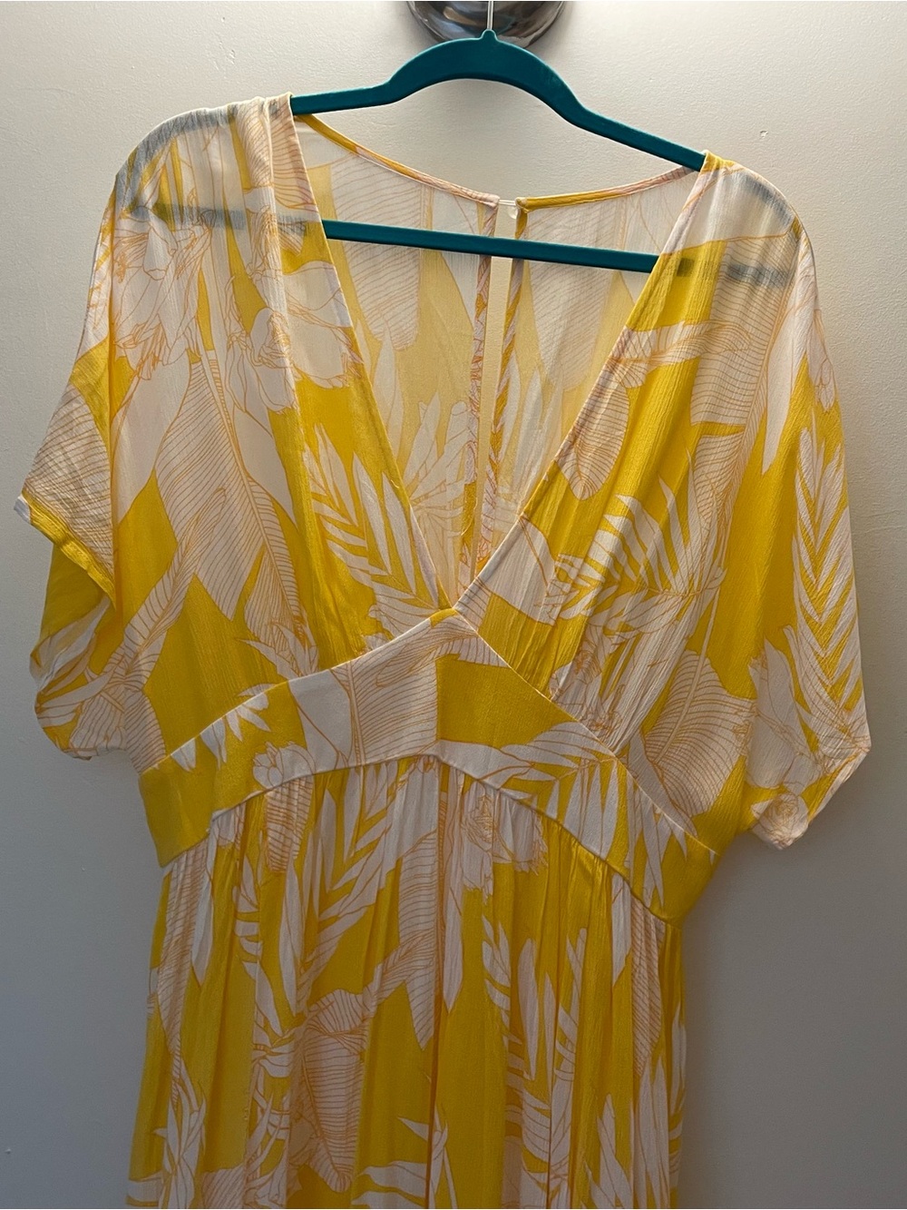 Cupshe Yellow & White Tropical Leaf Maxi Dress